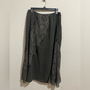 🤍✨VINTAGE✨ Patterned High-Waisted Chiffon Midi Skirt🤍